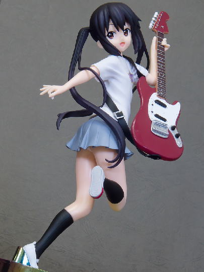 asuka guitar figure