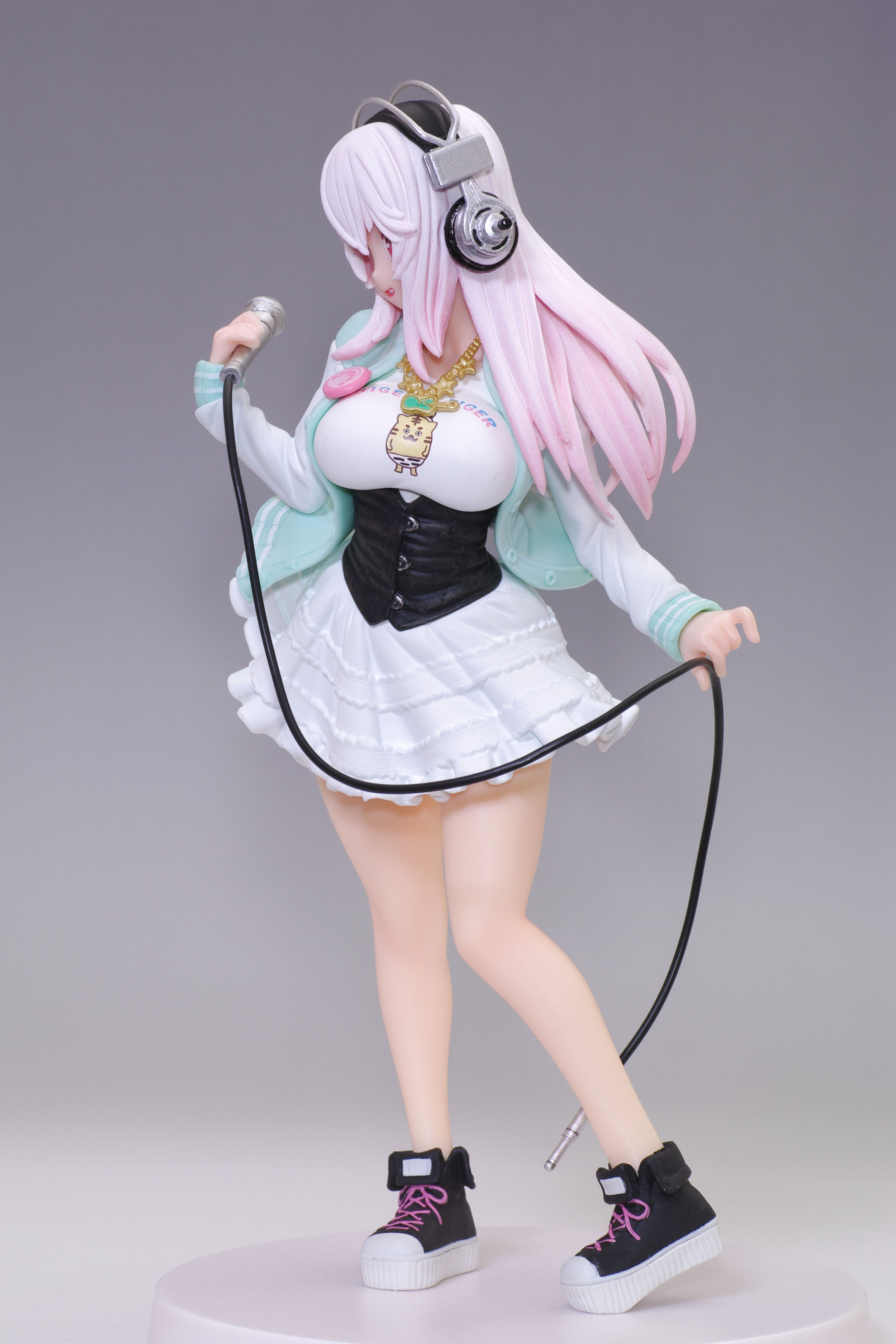 super sonico figure collection